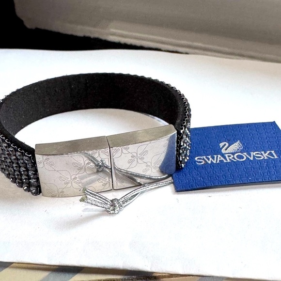 ✨ Stunning Rare Vintage Swarovski Vilja USB Key and Crystal Bracelet ✨ - Picture 16 of 16